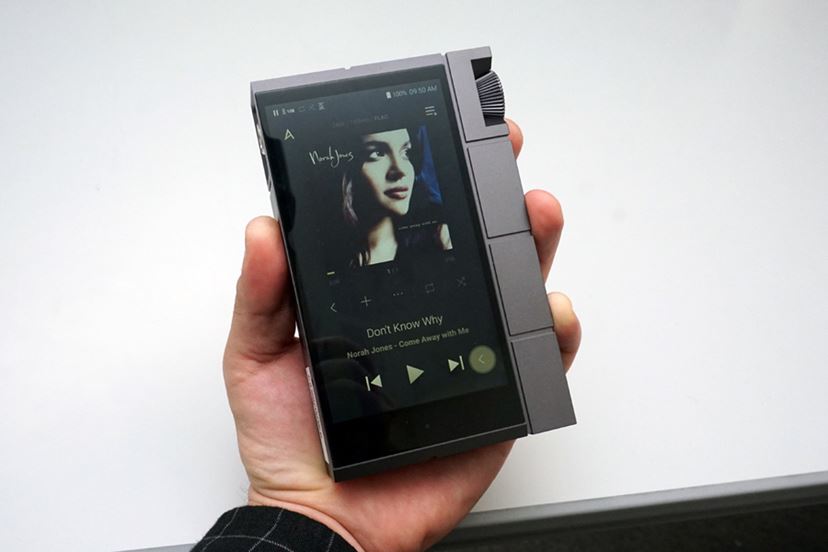 ESS ES9038PROをデュアルDAC構成で搭載した初のポータブルDAP