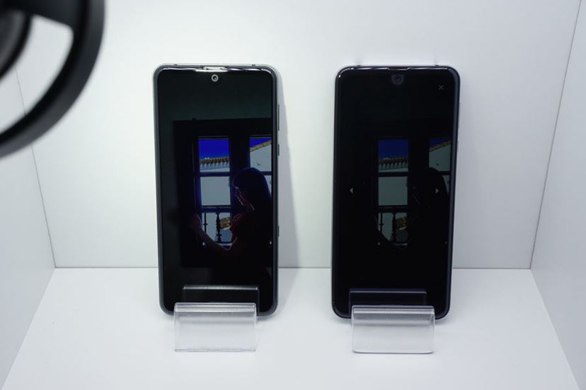 AQUOS - AQUOS R3 プレミアムブラック　SIMフリー Amazon | シャープ AQUOS R3 SHV44 SHV44SPA プレミアムブラック