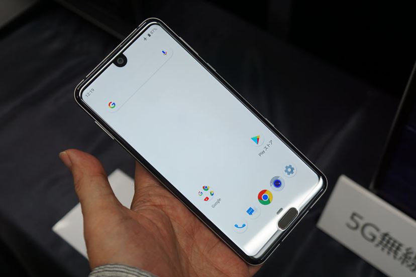 シャープが新フラッグシップスマホ「AQUOS R3」を発表 - 価格