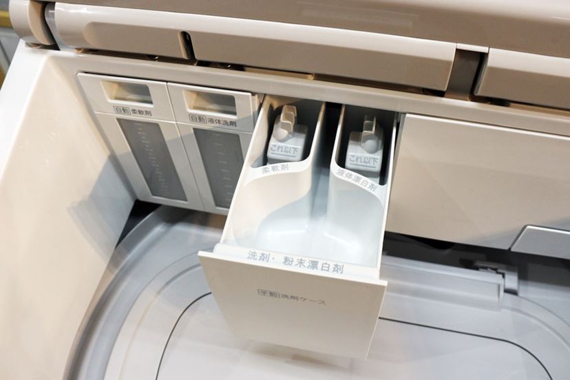 ついにパナソニックの縦型洗濯乾燥機にも洗剤・柔軟剤の自動投入機能が