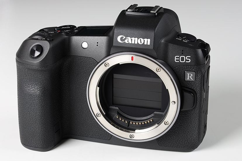 フルサイズミラーレス徹底比較！ 「EOS RP」「EOS R」「α7 III」「Z 6」の違いをレビュー - 価格.comマガジン