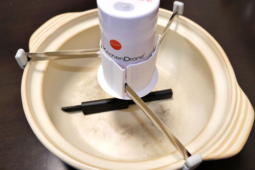 【ほぼ未使用】MACOM Kitchen Drone【自動かき混ぜ機】 Amazon.co.jp: MACOM キッチンドローン Kitchen Drone【イタリア発