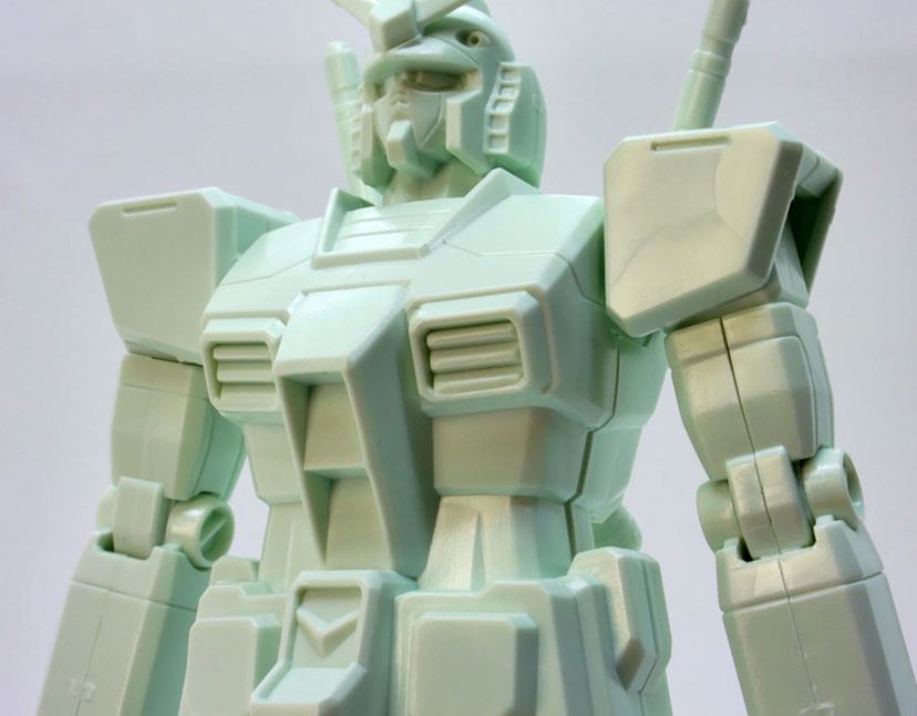 1/144スケールの「RX-78-2 ガンダム」を徹底比較！ 旧キット・HG・RGの