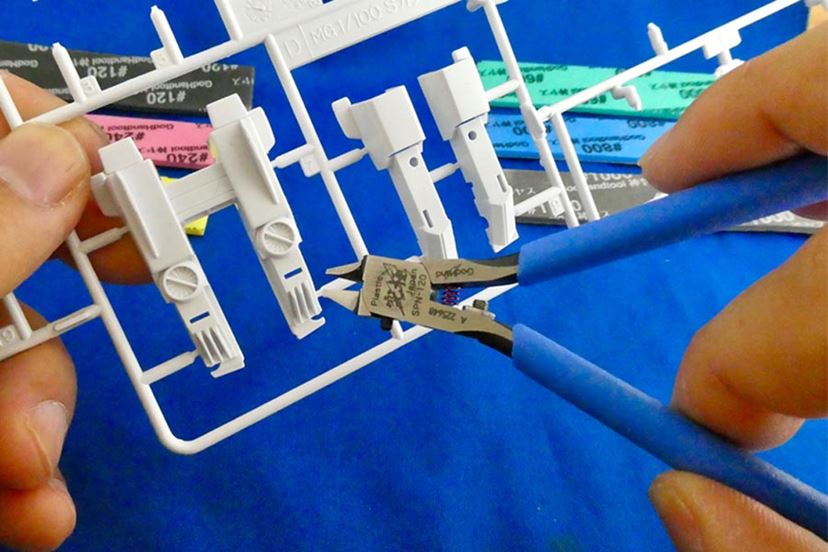 【2025春夏新色】 究極のニッパー」と「神のヤスリ」でガンプラ製作がはかどる ロボット