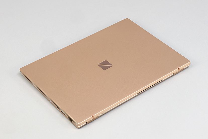脱“世界最軽量で完成度アップ！ 王道モバイルノート「LAVIE Pro Mobile