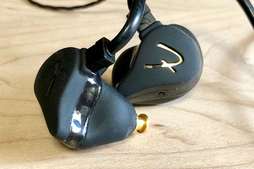 Fenderイヤホン「Pro IEM」徹底レビュー！ 全7機種をFenderゆかりの名曲で聴く - 価格.comマガジン