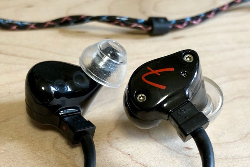 Fenderイヤホン「Pro IEM」徹底レビュー！ 全7機種をFenderゆかりの名曲で聴く - 価格.comマガジン