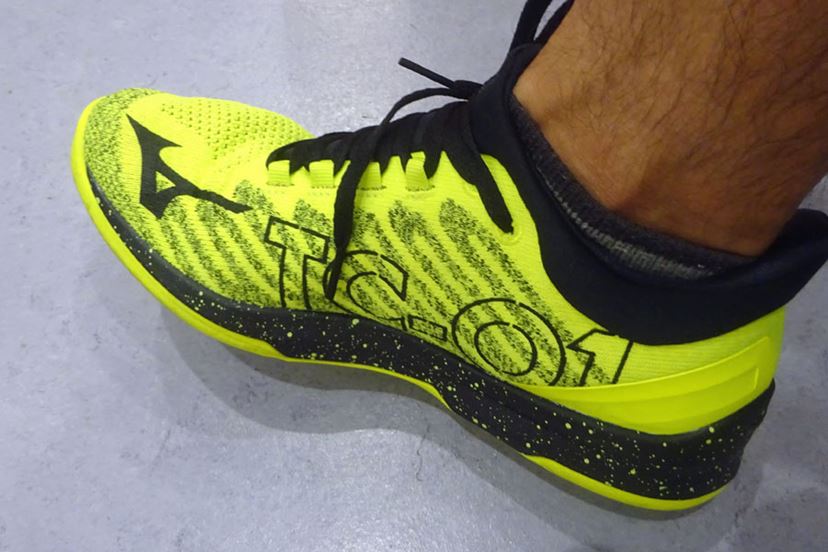 Mizuno トレーニングシューズ 楽天市場】mizuno 23.5 サッカー トレーニングシューズの通販