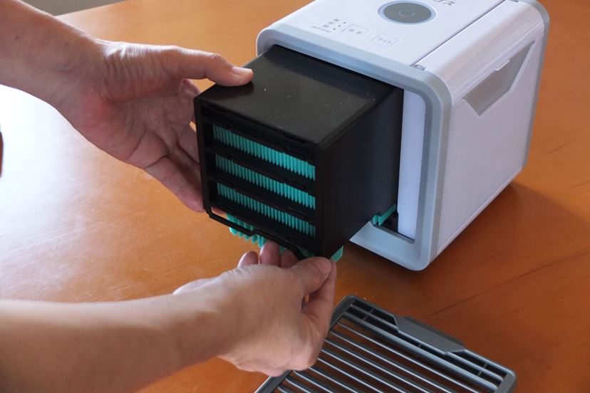 ここひえ　冷風機　箱 フィルターつき ここひえ 冷風機 箱 フィルターつき - メルカリ