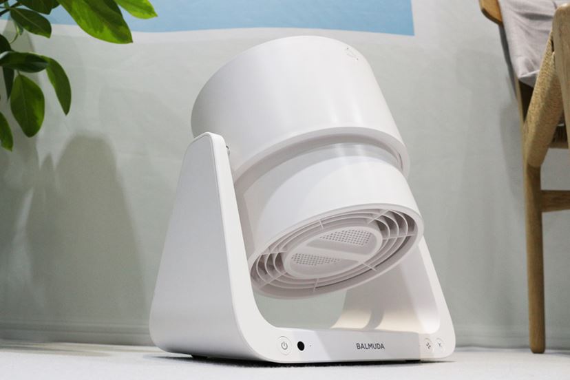 扇風機としても使えるバルミューダの新サーキュレーター「GreenFan C2