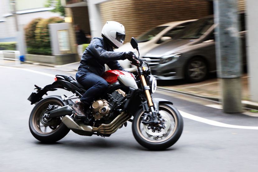 シリーズ60周年の節目に登場したホンダ「CB650R」はベストバランスと言える完成度！ - 価格.comマガジン