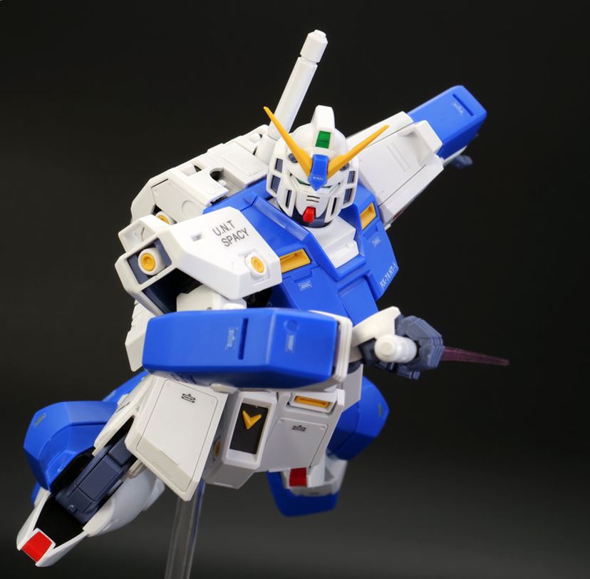 新作MG「ガンダムNT-1」が驚異の完成度！ ガンプラマニアが徹底