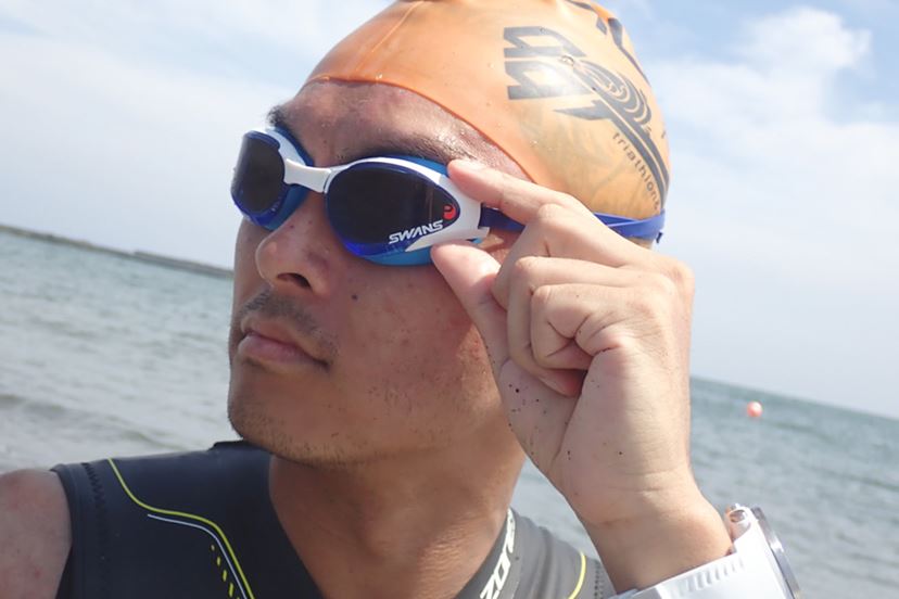 骨伝導音声で距離がわかる!? 海で泳ぐ「オープンウォータースイム  