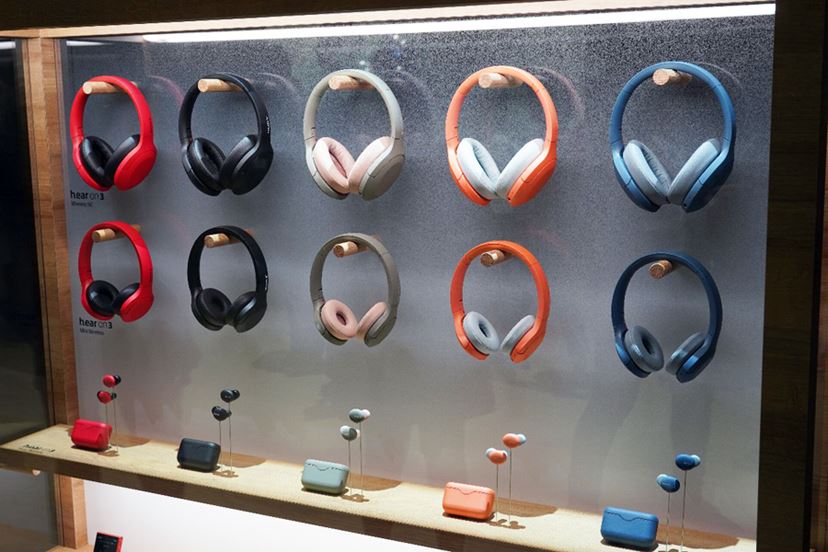 IFA2019】ソニーh.earシリーズから完全ワイヤレス登場。ネック IFA2019】ソニーh.earシリーズから完全ワイヤレス登場。ネック