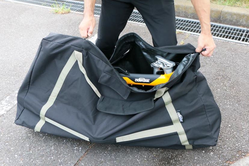 アウトランク折り畳み自転車 使用1回のミニベロ+輪行袋etc（軽さ