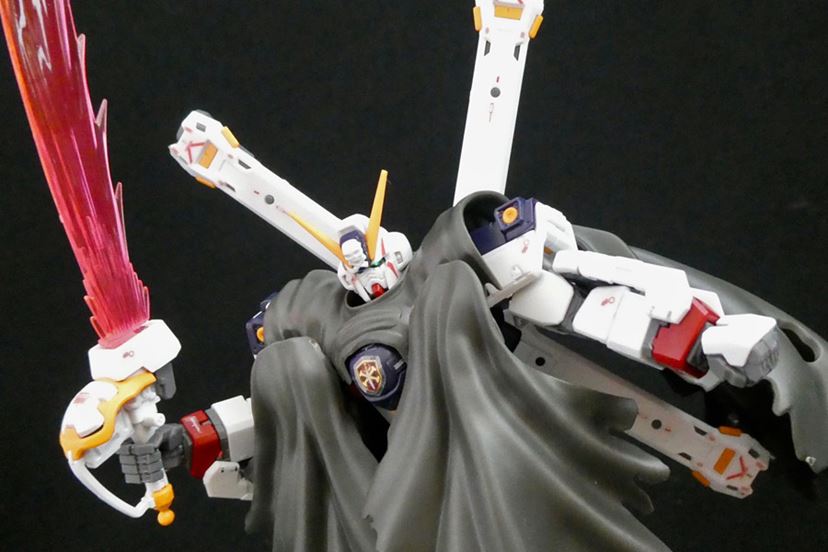 RG史上最小のガンプラ「クロスボーン・ガンダム」の極限精密再現に驚愕