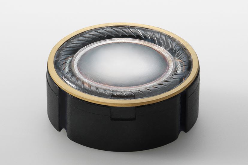 Technics初のイヤホン「EAH-TZ700」発表。ダイナミック1発で超低域から