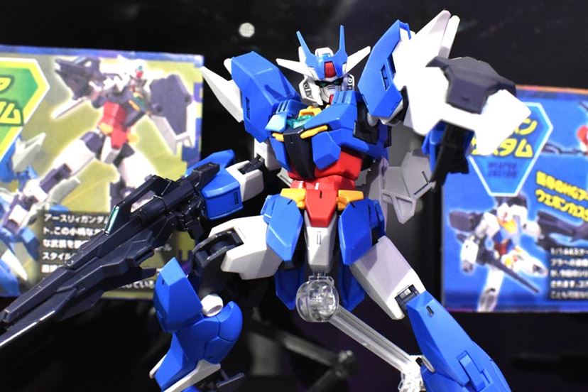 赤いゼータガンダム」がまだ買える！ 「ウェイブライダー」への変形も