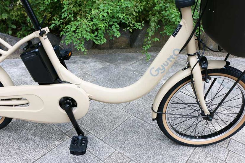 チャイルドシートに日よけが付いた! 子乗せ電動アシスト自転車 チャイルドシートに日よけが付いた! 子乗せ電動アシスト自転車