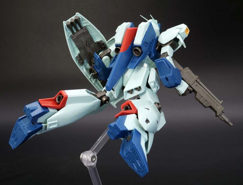 旧キット　ガンプラ6個セット Sazabi α-AZIERU Re-GZ 他 逆襲のシャア「リ・ガズィ」のガンプラ新旧比較！ アムロのMSは