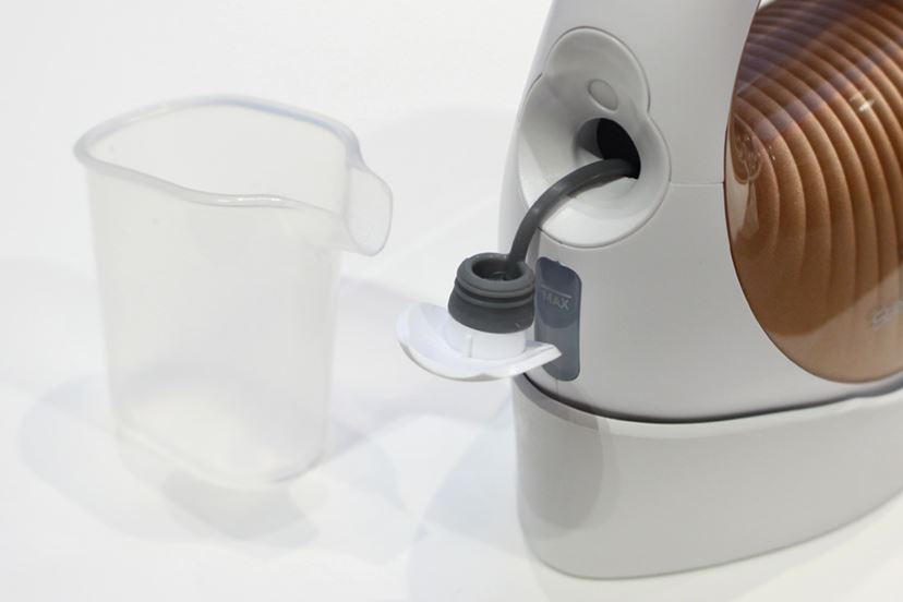 かわいくて実力派！ ティファールの新しい衣類スチーマー「スチーム