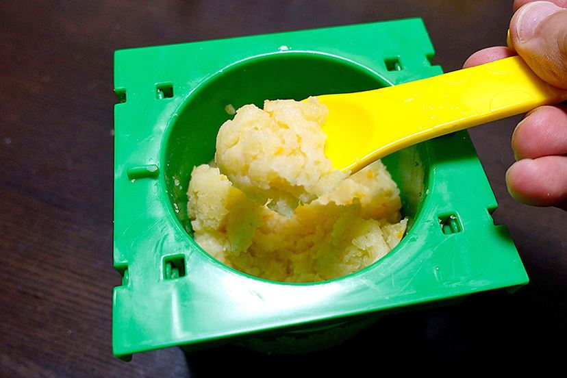 ついに「じゃがりこアレンジ」が公式に!? 専用調理グッズが誕生