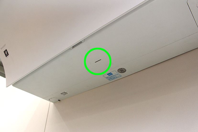 シャープから、空気清浄機としての業界基準をクリアした新 シャープから、空気清浄機としての業界基準をクリアした新