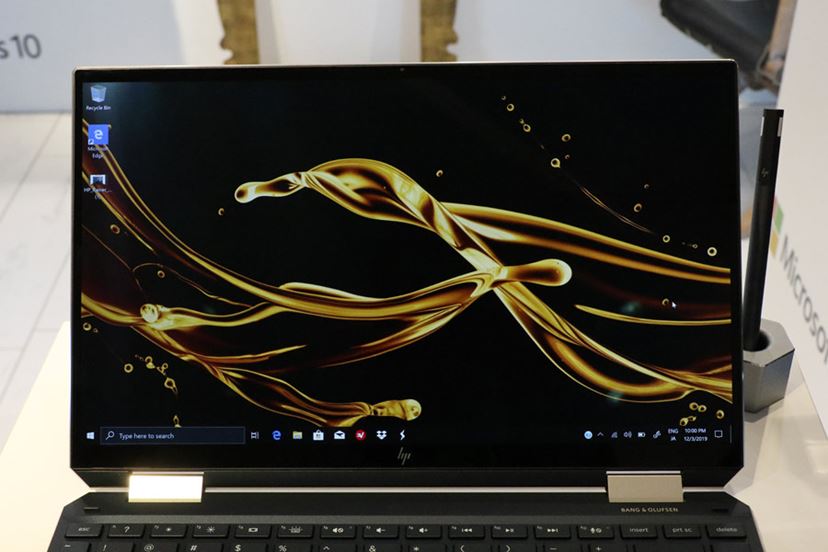 日本HP、世界最小の13.3型2in1「HP Spectre x360 13」と木を使った「ENVY」 - 価格.comマガジン