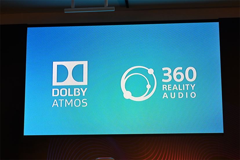 12/5発売! Amazonの最新スマートスピーカー「Echo Studio」の3D 12/5発売! Amazonの最新スマートスピーカー「Echo Studio」の3D