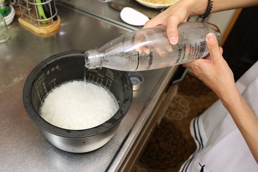 家でウマいハイボール作りたいでしょ！ 飲兵衛オヤジが「ソーダ 