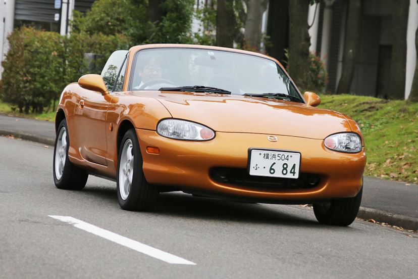 マツダ「ロードスター」初代から新型まで歴代モデルに全試乗