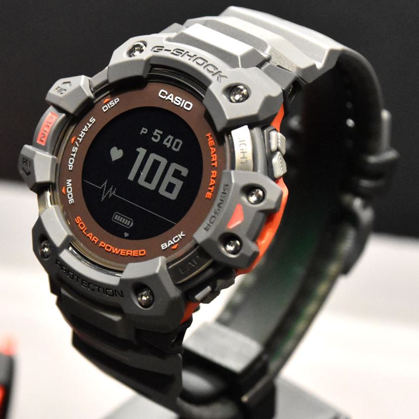 G-SHOCK」新作29本！ 注目はGPS機能と心拍計を初搭載した「G-SQUAD
