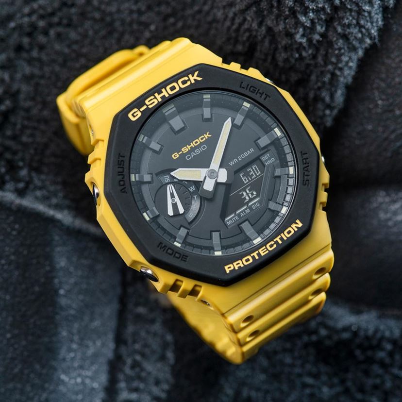 G-SHOCK》スクエア「5600」が“2色一体成形ベゼルカバー”で個性強めに 
