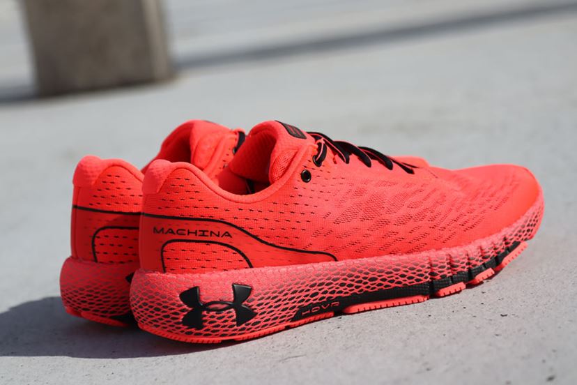【Under Armour】Bluetooth接続 ランニング　24.5 Under Armour】Bluetooth接続 ランニング 24.5