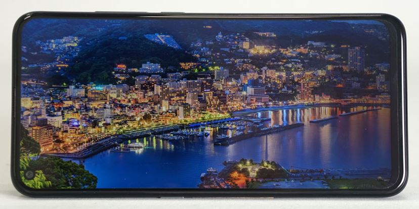 速くて安いスマートフォンのダークホース、TCL「PLEX」レビュー