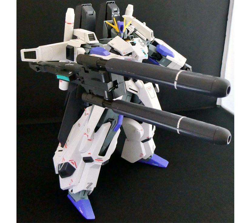 ガンプラ「MG FAZZ」を組み立て！ 圧巻のクオリティと満足感はお値段以上 - 価格.comマガジン