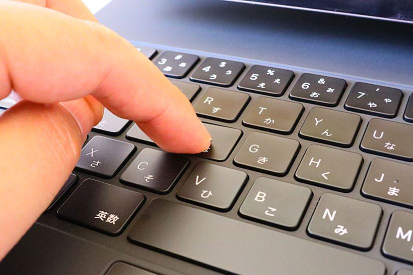 アップル「Magic Keyboard」レビュー！ iPadのノートPC化の夢かなう