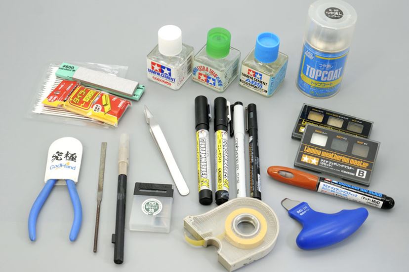 初めてのガンプラ作りに必要な道具&コツは? ガンプラマニアに 初めてのガンプラ作りに必要な道具&コツは? ガンプラマニアに