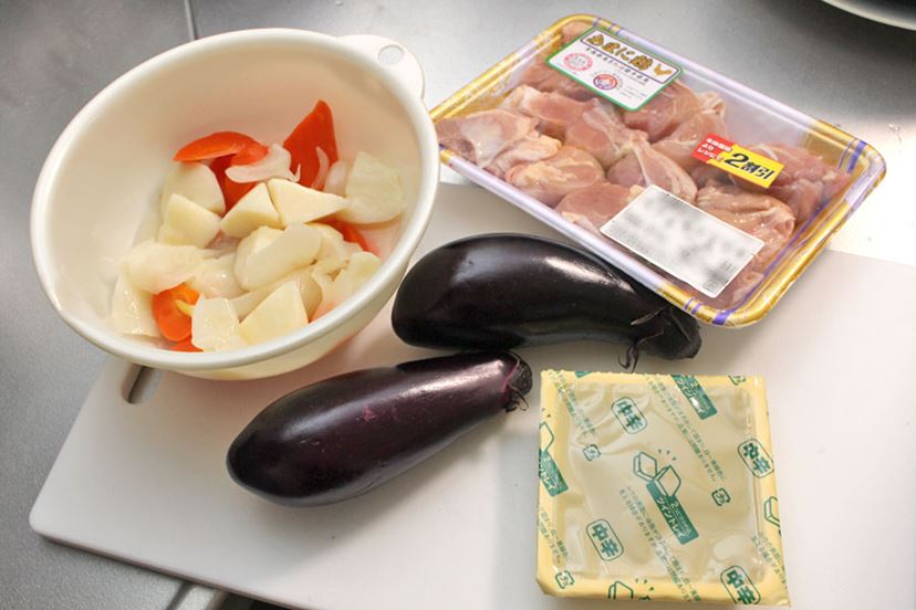 1台でご飯とおかずを一気に作れる!「ツインシェフ」が 1台でご飯とおかずを一気に作れる!「ツインシェフ」が