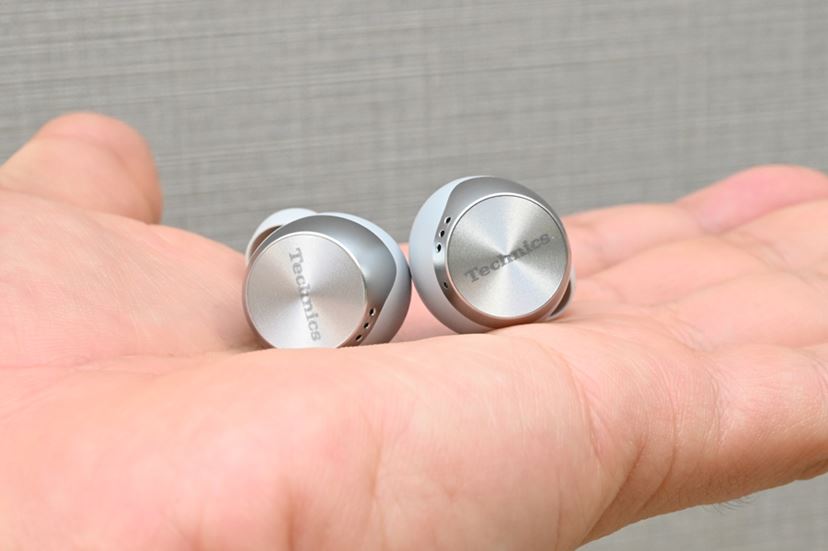 発売直後から話題沸騰中！ パナソニック初の完全ワイヤレスイヤホン3