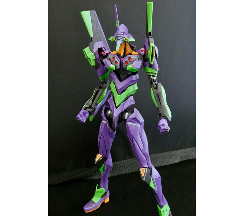 ガンプラ技術の粋を集めた「RG エヴァンゲリオン初号機」を組み立て