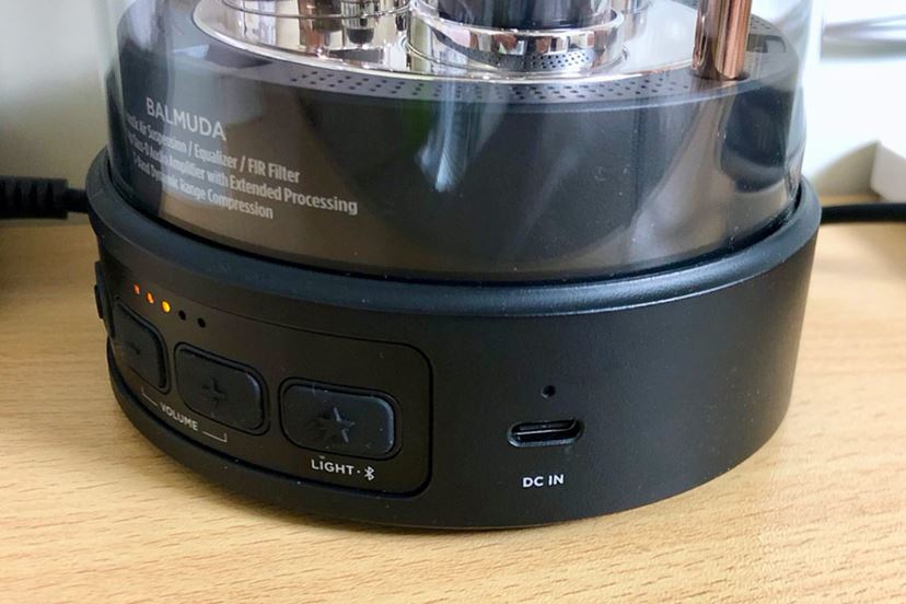 新しい360度サウンド!「BALMUDA The Speaker」は“らしさ全開”の 新しい360度サウンド!「BALMUDA The Speaker」は“らしさ全開”の