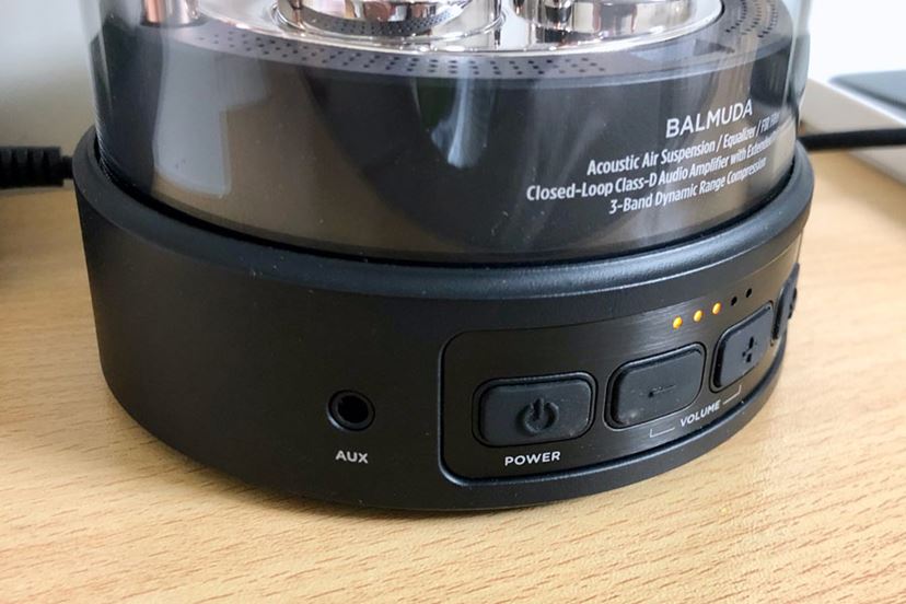 新しい360度サウンド!「BALMUDA The Speaker」は“らしさ全開”の 新しい360度サウンド!「BALMUDA The Speaker」は“らしさ全開”の