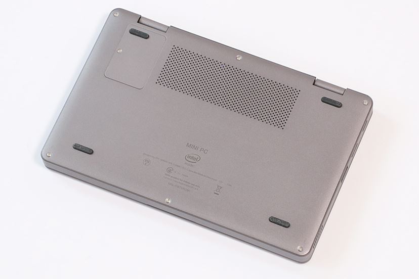 約6万円でフルメタルボディ！ 8 型UMPC「MAL-FWTVPCM1」レビュー