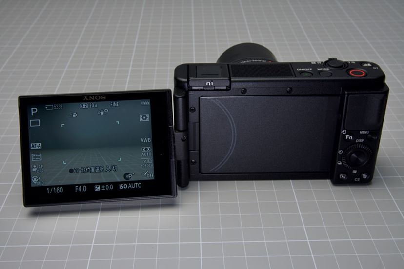 ソニー「VLOGCAM ZV-1」レビュー。現役Vloggerがイイ点と ソニー「VLOGCAM ZV-1」レビュー。現役Vloggerがイイ点と