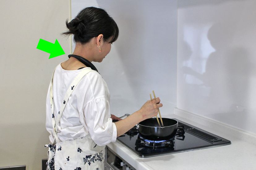 主婦目線で使うテレビ用ワイヤレススピーカー！ 家事中に“ながら