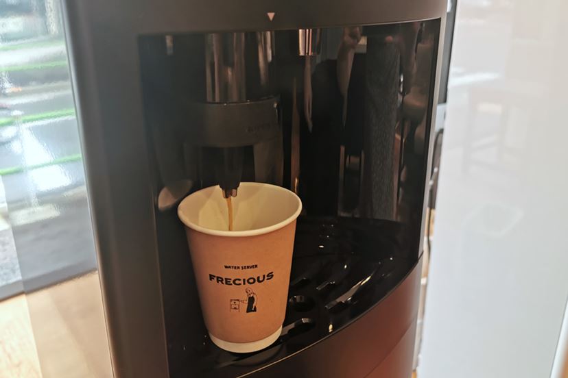 コーヒーマシン内蔵のウォーターサーバーでQOTW（クオリティオブ