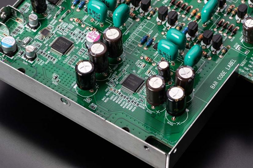 マランツのHi-Fi入門機“6000系”がクオリティアップ！ 「CD6007