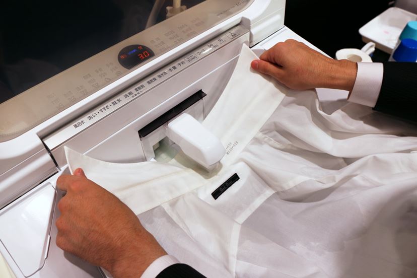 部分洗いは“洗濯機と一体化した超音波洗浄機”で！ アクア「Prette」の