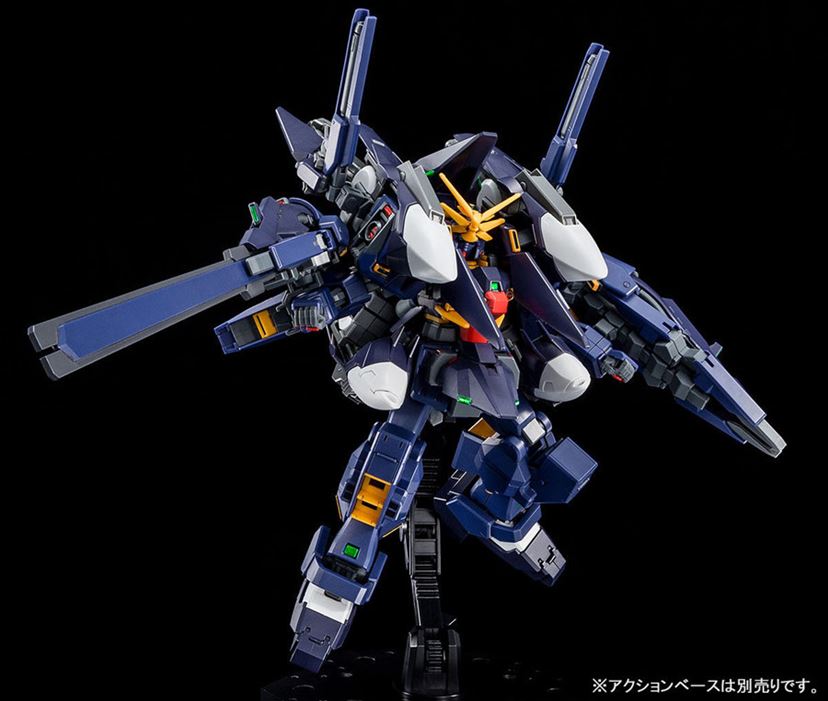 LEDシートを搭載する最上級MG「ユニコーンガンダム Ver.Ka」は発光